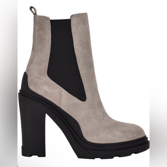 Marc Fisher Ramiro Leather Bootie 8 - Picture 2 of 11